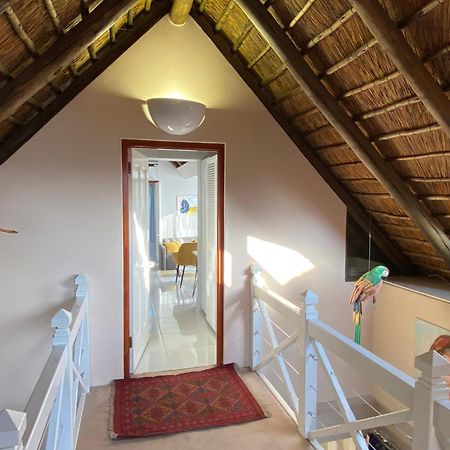 Bettie'S Luxury Lodge Kroonstad Buitenkant foto