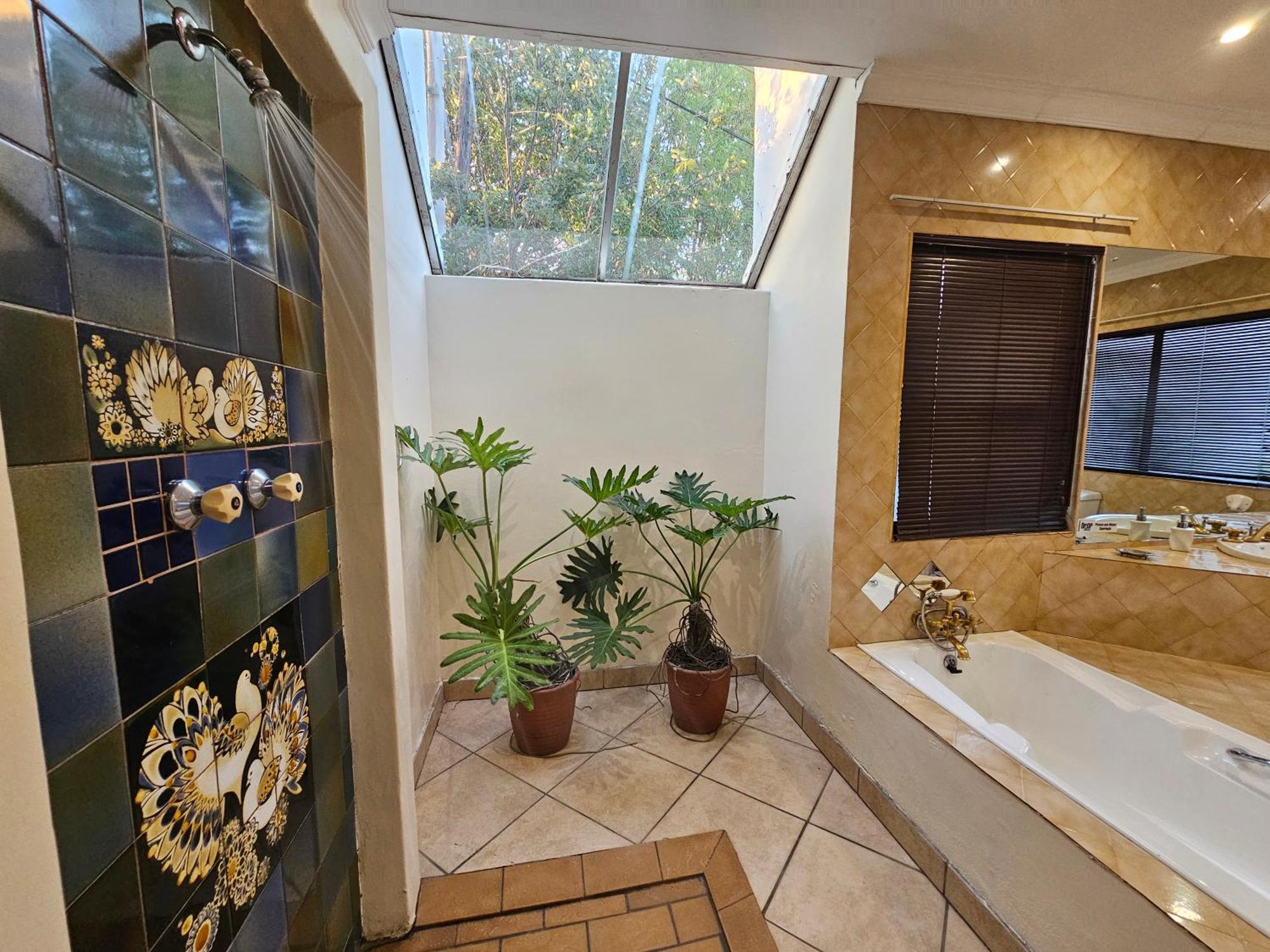 Bettie'S Luxury Lodge Kroonstad Buitenkant foto