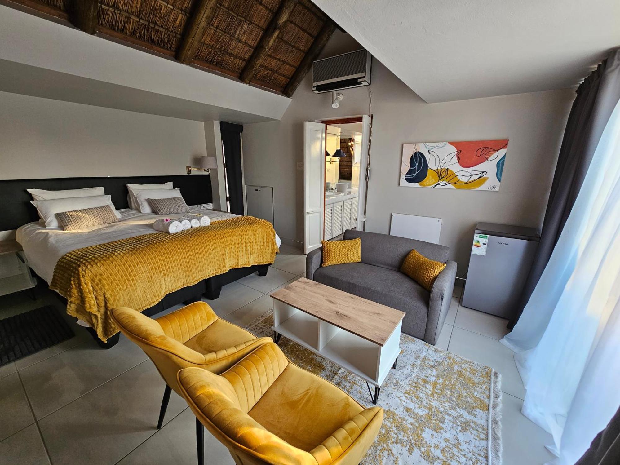 Bettie'S Luxury Lodge Kroonstad Buitenkant foto