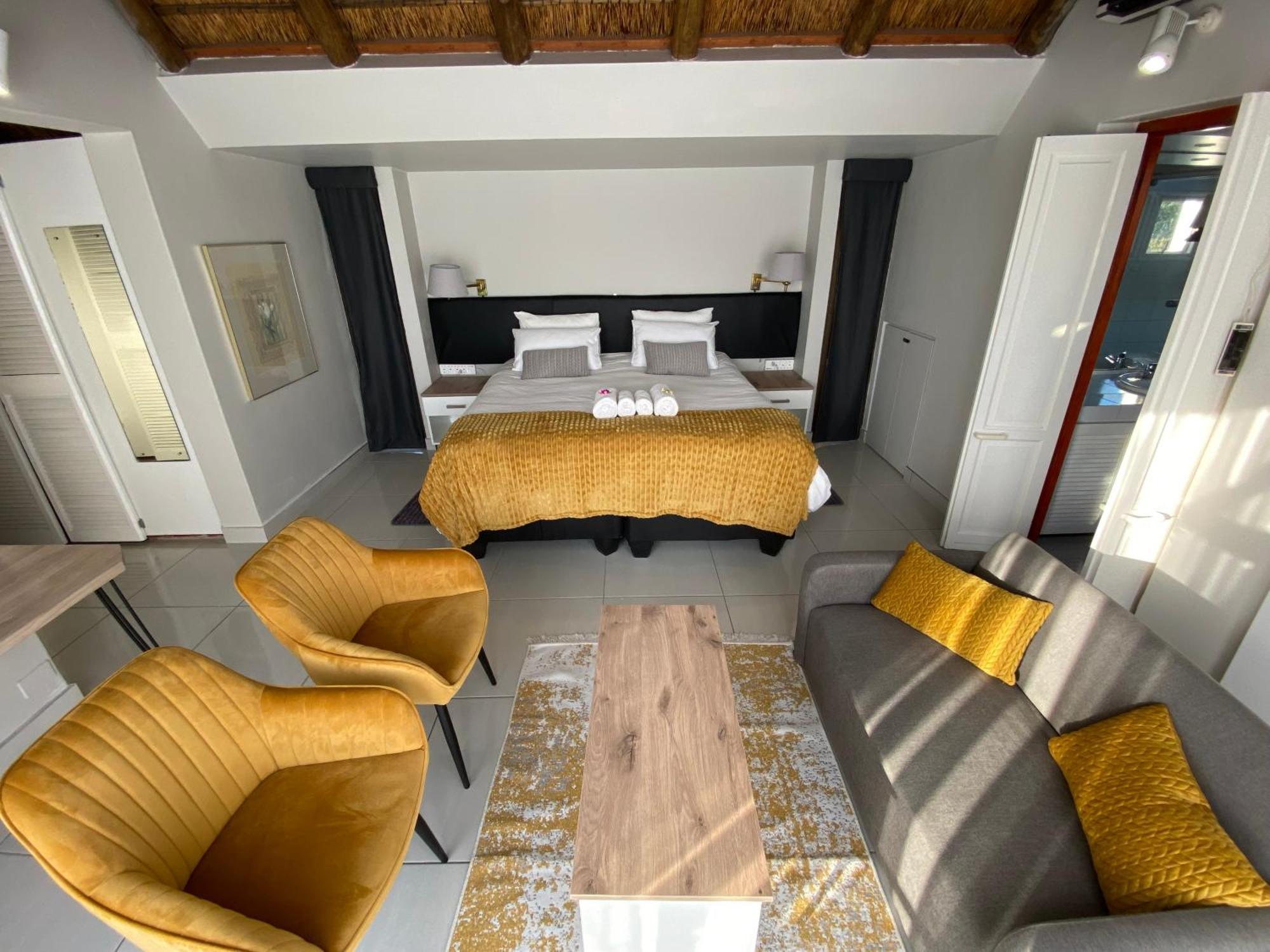 Bettie'S Luxury Lodge Kroonstad Buitenkant foto