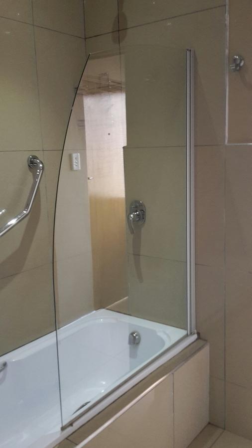 Bettie'S Luxury Lodge Kroonstad Kamer foto