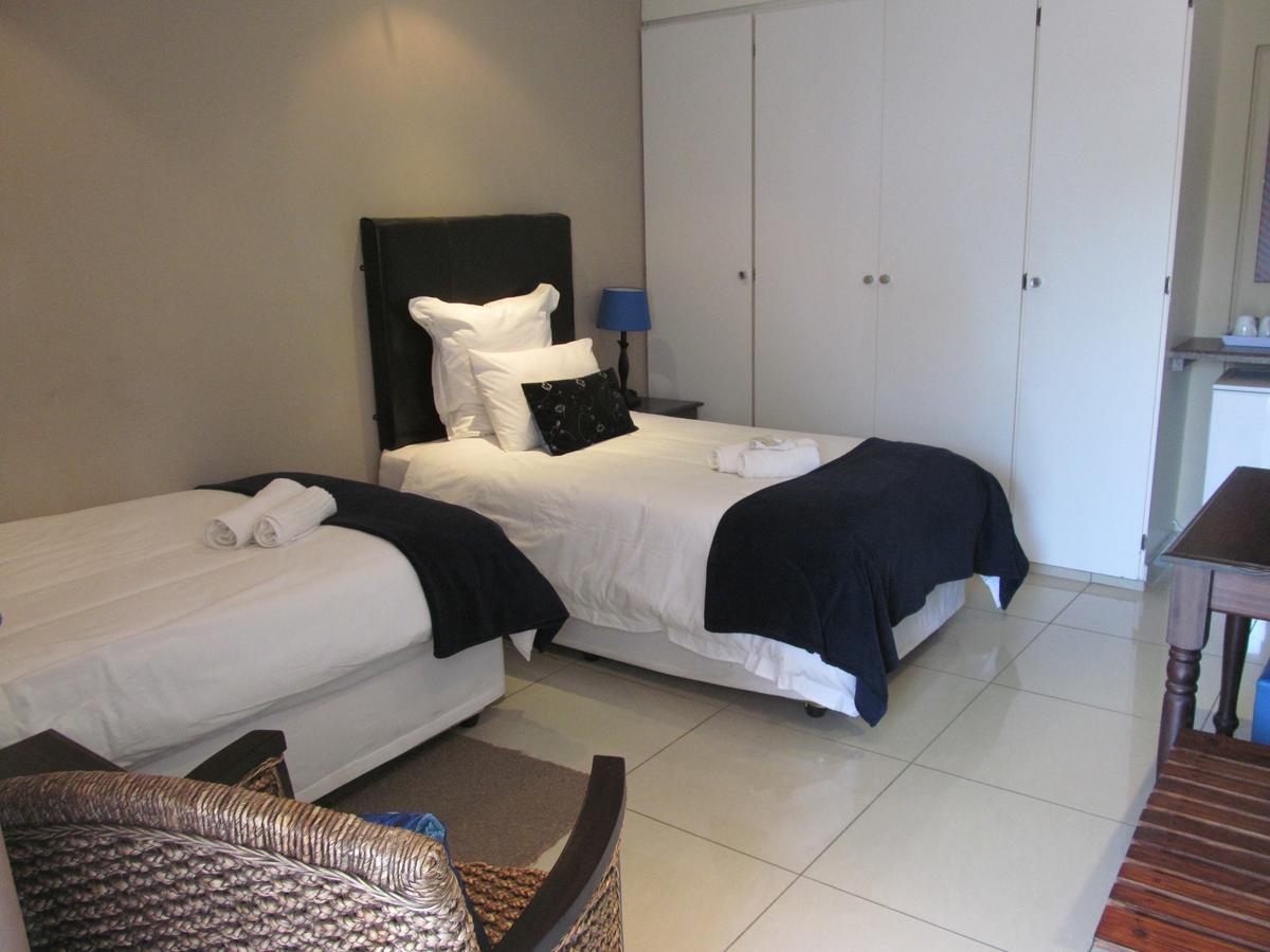 Bettie'S Luxury Lodge Kroonstad Kamer foto